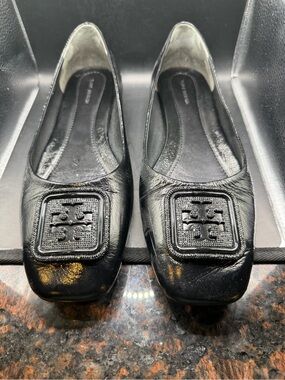 Tory Burch Black Leather Square-Toe Logo Flats
